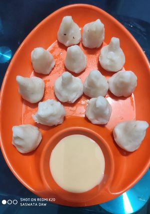 ভাপা পিঠা (bhapa pitha recipe in Bengali) রেসিপির প্রধান ছবি