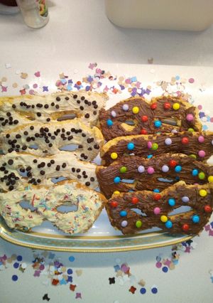 Foto di Mascherine all'arancia con glassa al cioccolato