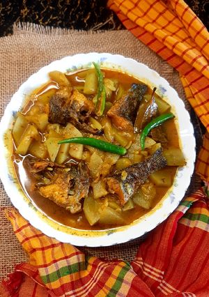 লাউ দিয়ে টাকি মাছ রেসিপির প্রধান ছবি
