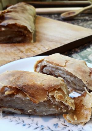 Una foto de Strudel de manzanas - Apfel Strudel