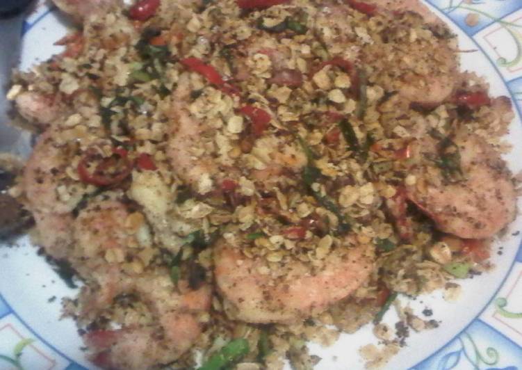 Udang goreng nestum