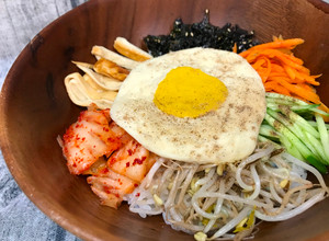 韓國，韓式拌飯：帶著香料去旅行 的食譜成品照片