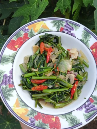 Cara Mudah Menyiapkan Resep Tumis kangkung Saus Tiram yang Lezat Sekali Anti Ribet, Bisa Manjain Lidah