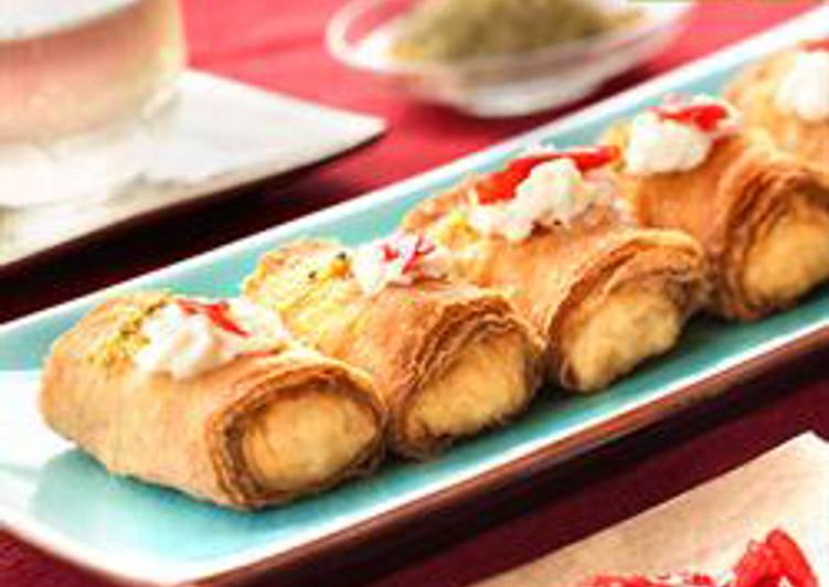 Recipe of Quick Sweet phyllo rolls stuffed with ashta cream - znoud el sitt