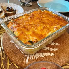 A picture of Gratin with salmon and spinach - A main dish for my husband’s birthday dinner 🎂.