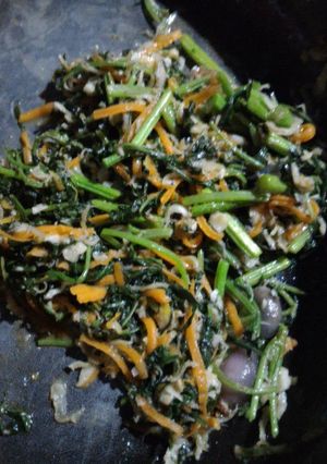 Foto resep Oseng Daun Kenikir 
