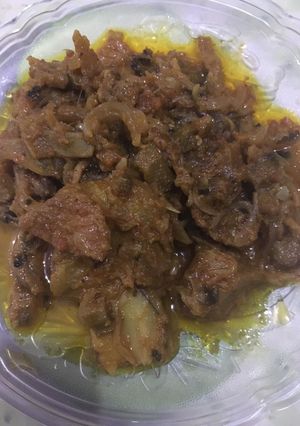 A picture of Bhindi gosht.
