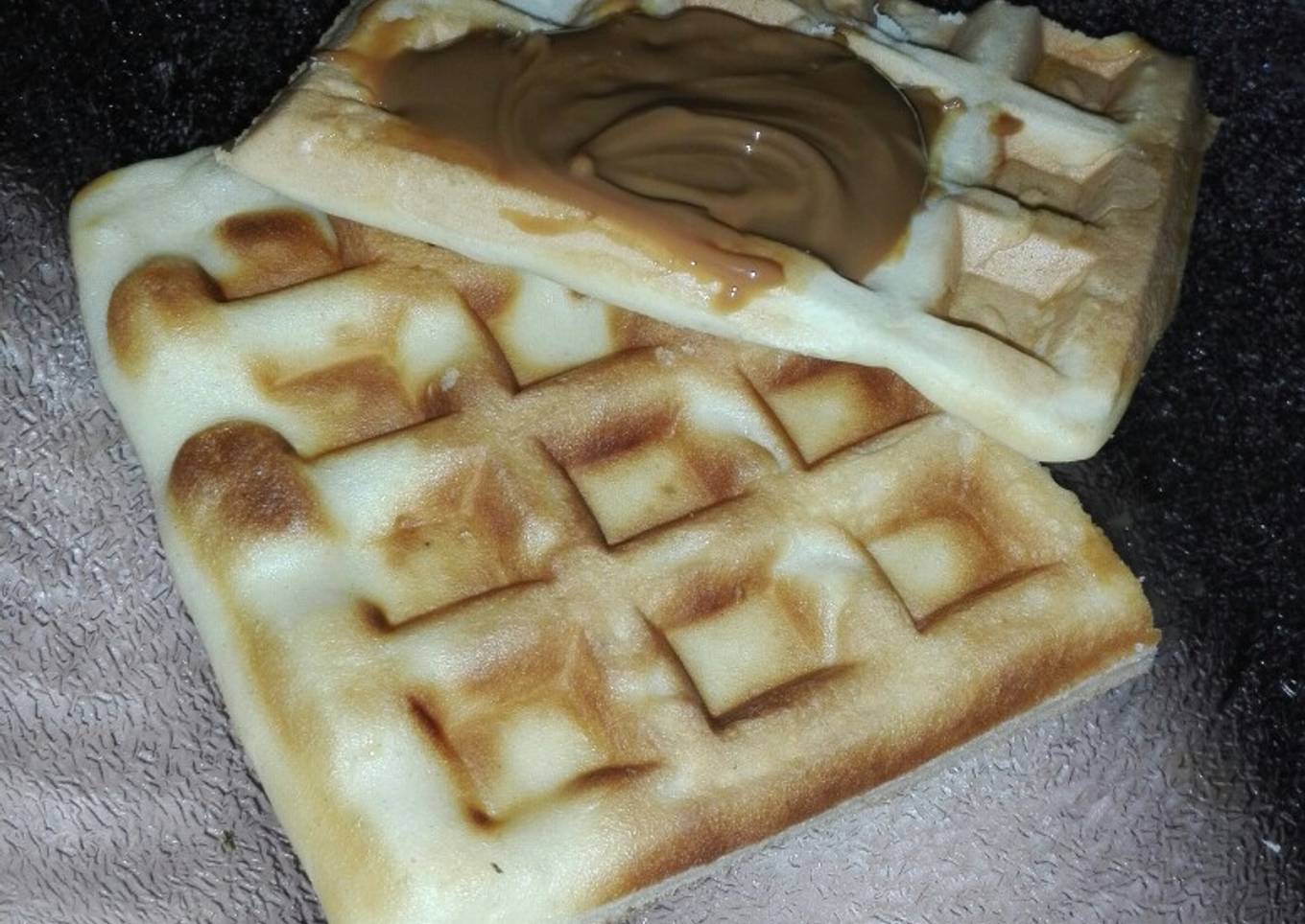 Waffles con dulce de leche ❤😊