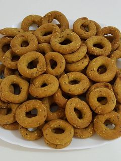 صورة لوصفة كعك مالح بالسميد روووعة 👍