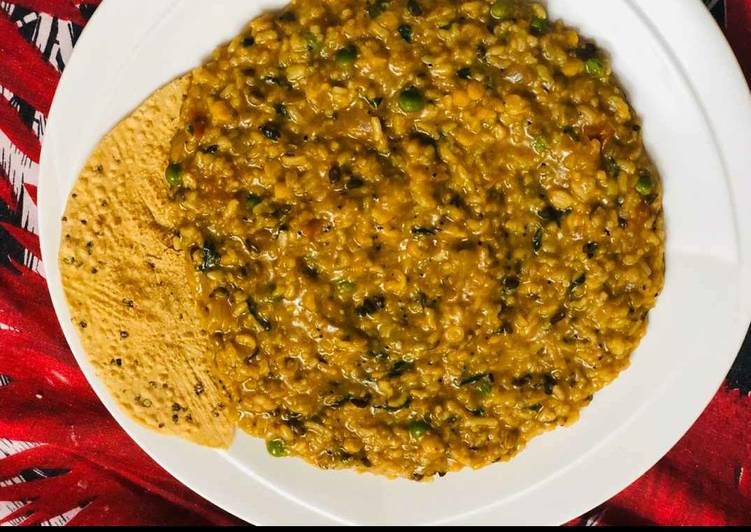 How to Make Quick Masala khichdi