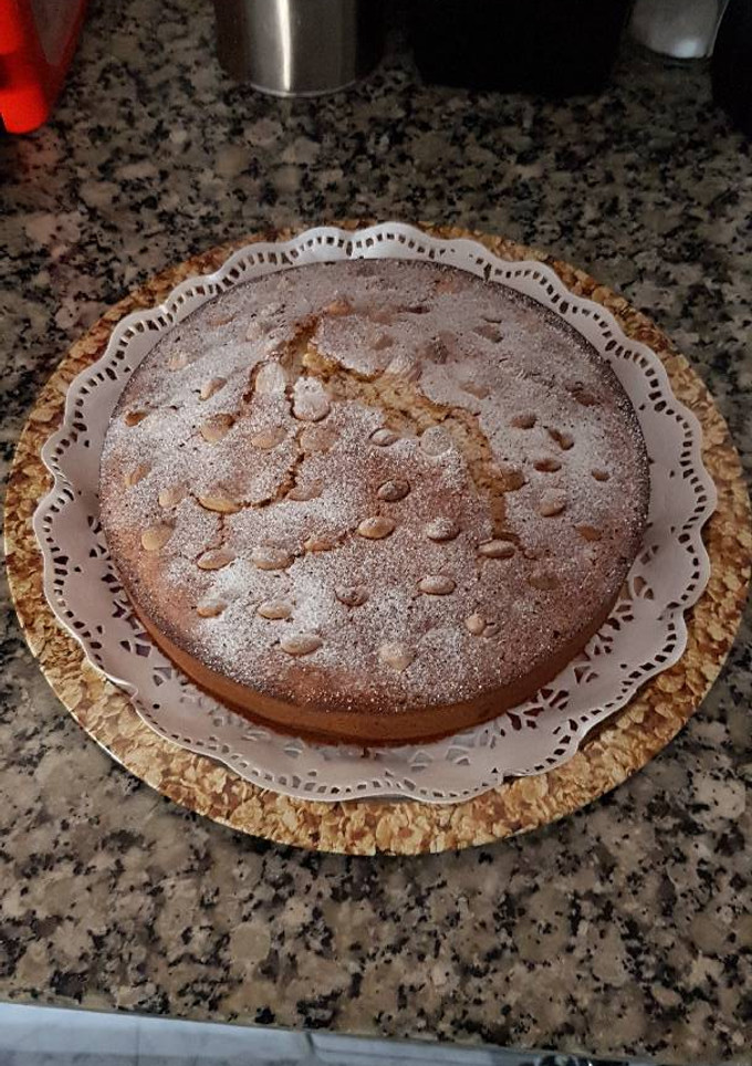 Una foto de Bizcocho de calabaza y almendra 🎃