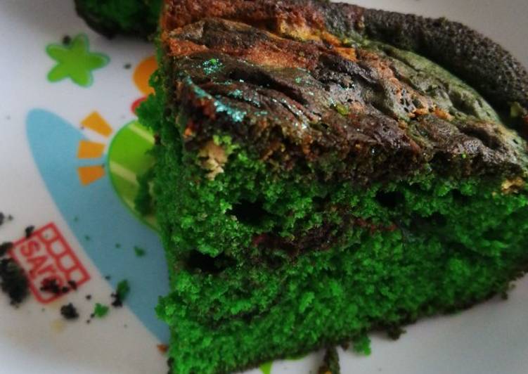Bizcocho esponjoso de yogurt (con colores)