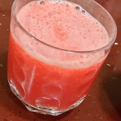 A picture of Carrot beetroot juice.