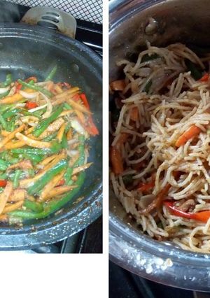 A picture of Stir fry spaghetti.