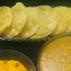 A picture of Crunchy puris.
