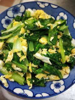 青江菜炒雞蛋 的食譜成品照片