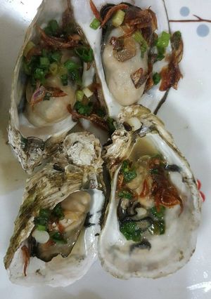 Hình của món Hàu nướng mỡ hành.
