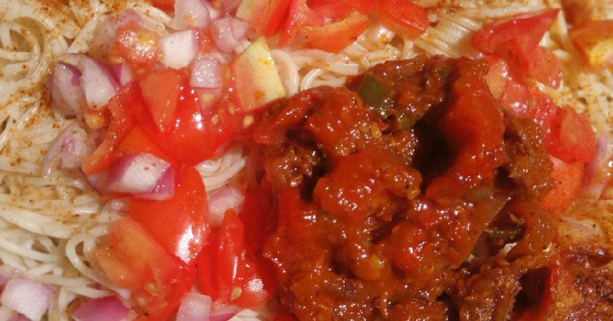 Spaghetti with palm oil Recipe by Chef K. Madaks Bakery Cookpad