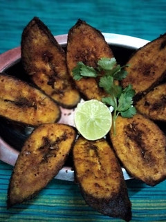 செட்டிநாடு வாழைக்காய் மீன் வறுவல் (Chettinadu vaazhaikaai meen varuval recipe in tamil) செய்முறை முக்கிய புகைப்படம்