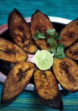 செட்டிநாடு வாழைக்காய் மீன் வறுவல் (Chettinadu vaazhaikaai meen varuval recipe in tamil) செய்முறை முக்கிய புகைப்படம்