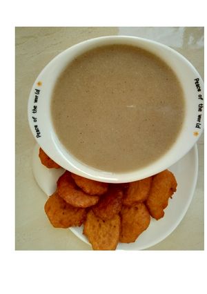 A picture of Kosai / Akara / Beans cake.