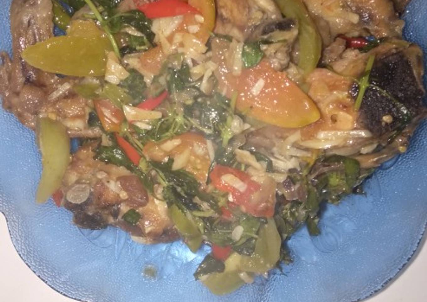 Ayam goreng kemangi