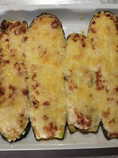Una foto de Calabacines rellenos de carne