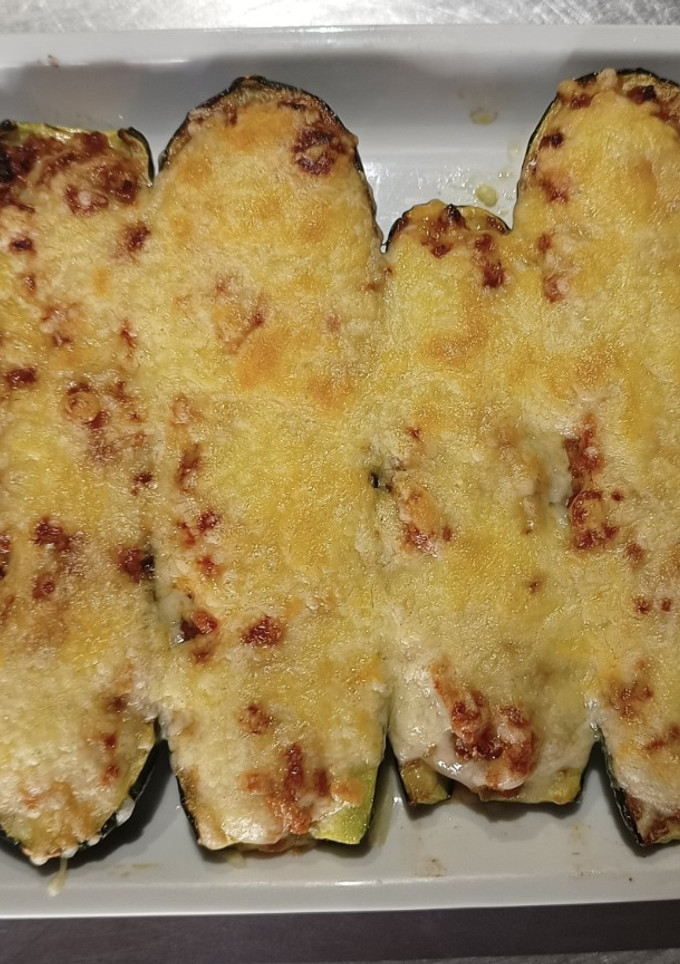 Una foto de Calabacines rellenos de carne