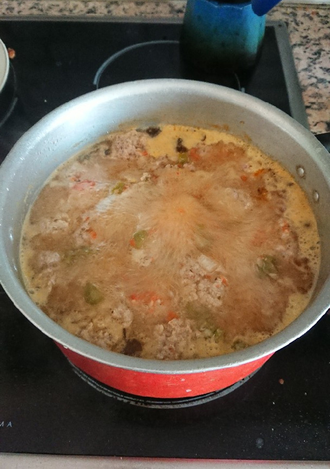 Una foto de Albóndigas con caldo