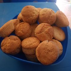 A picture of Spongy vanilla cupcakes# contest#.