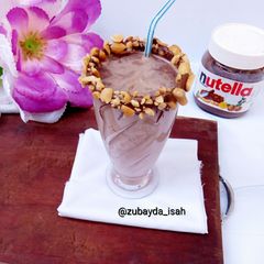A picture of Nutella shake.