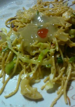 A picture of Noodles.