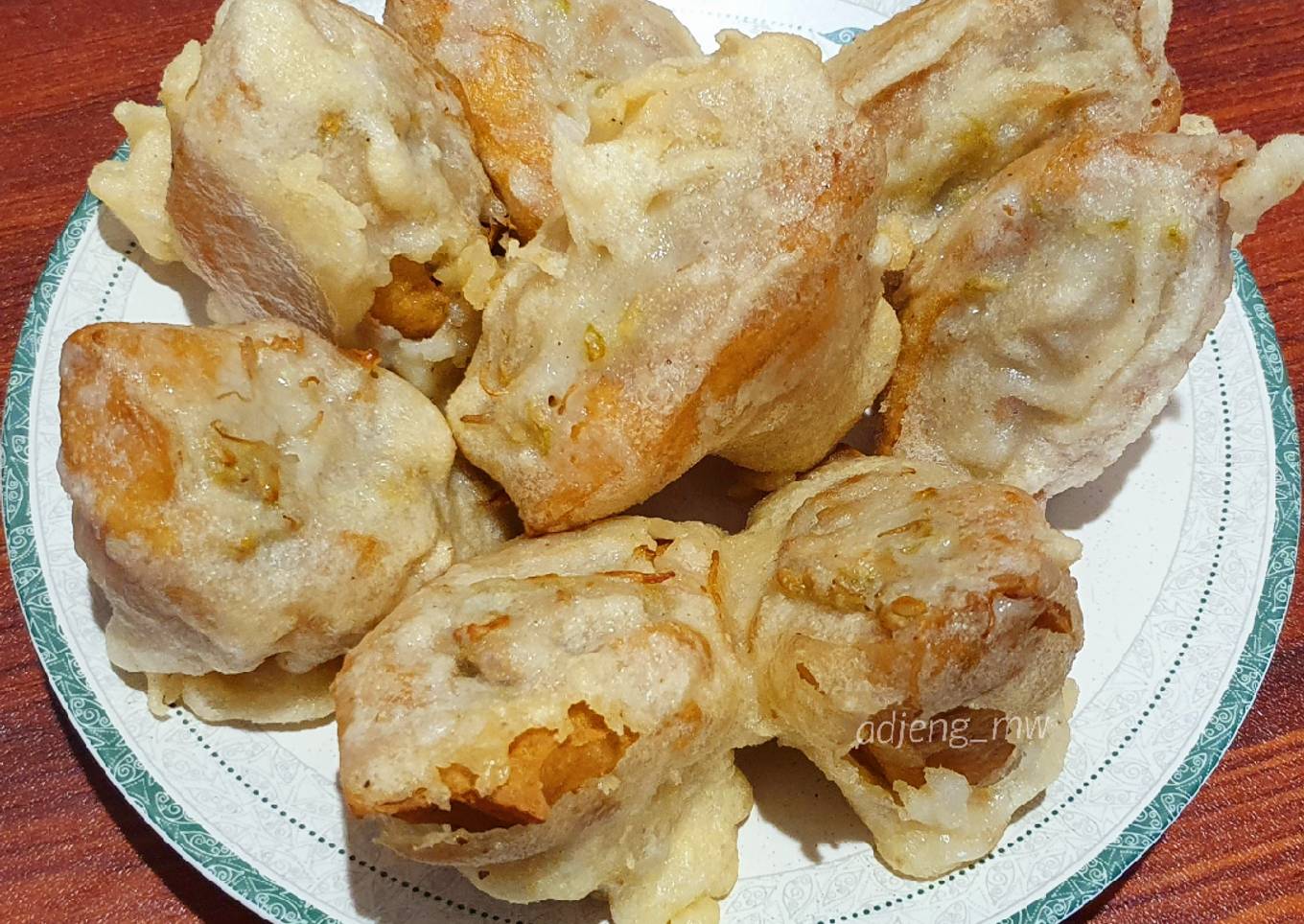Tahu Isi Goreng