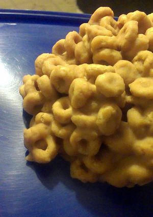 A picture of Peanut Butter Cheerio Treats.
