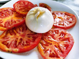 Ensalada de Burrata exprés con aceite de Romero