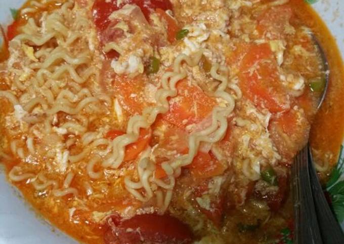 Resep Mie Kuah Super Pedas oleh Scarlett - Cookpad
