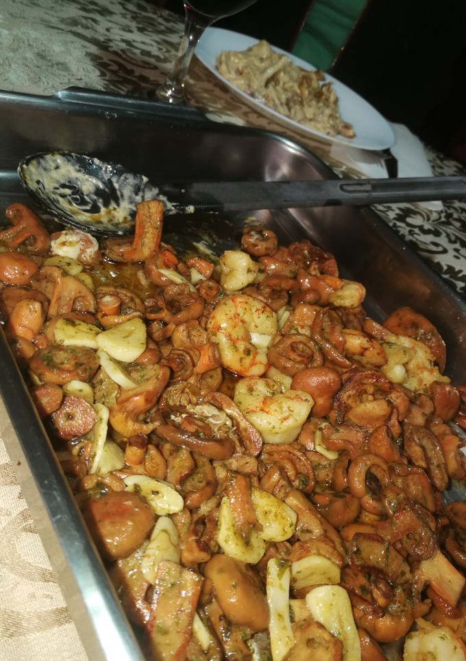 Una foto de Rovellones con ajitos y gamba
