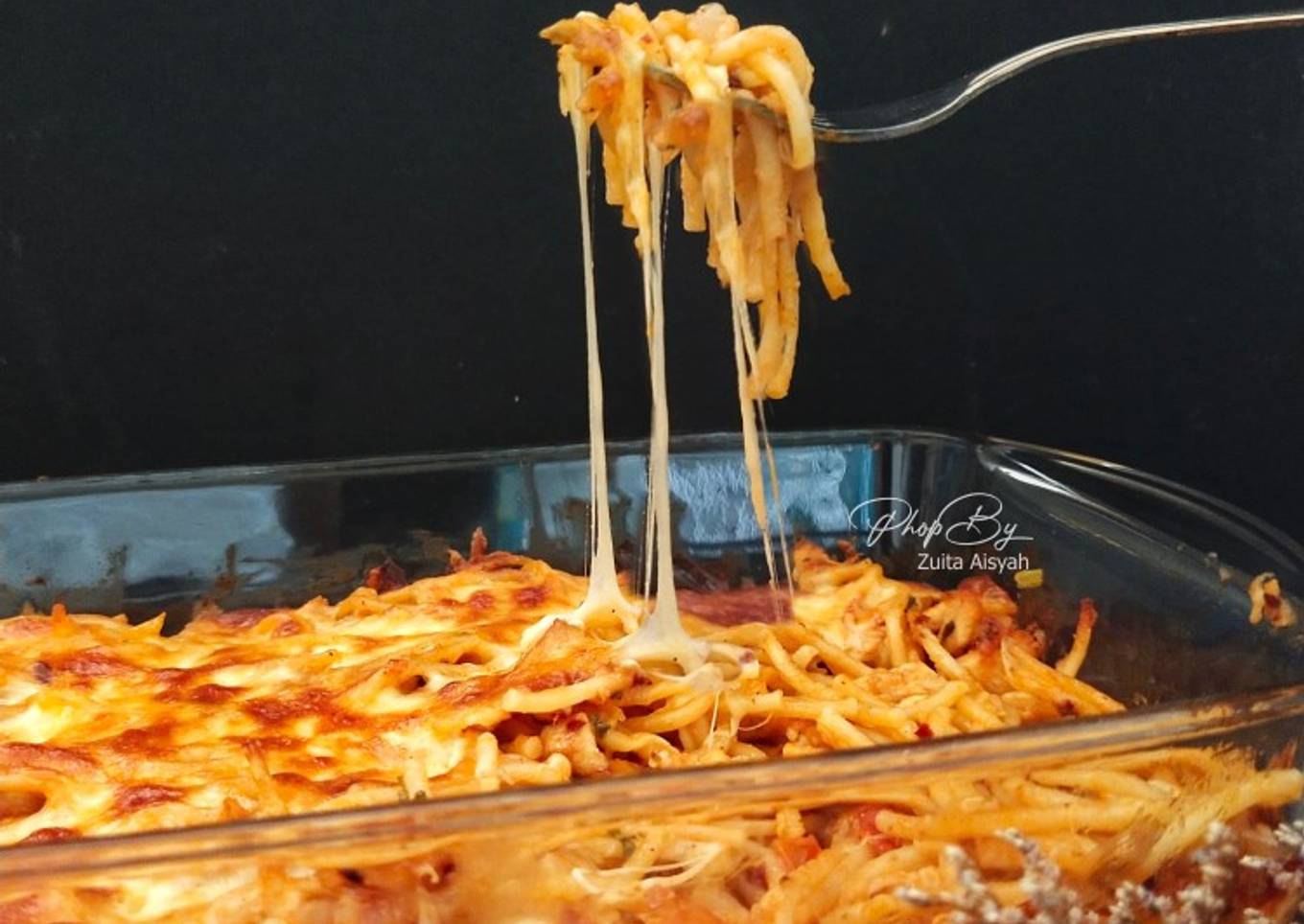 Cook pasta with mozzarella