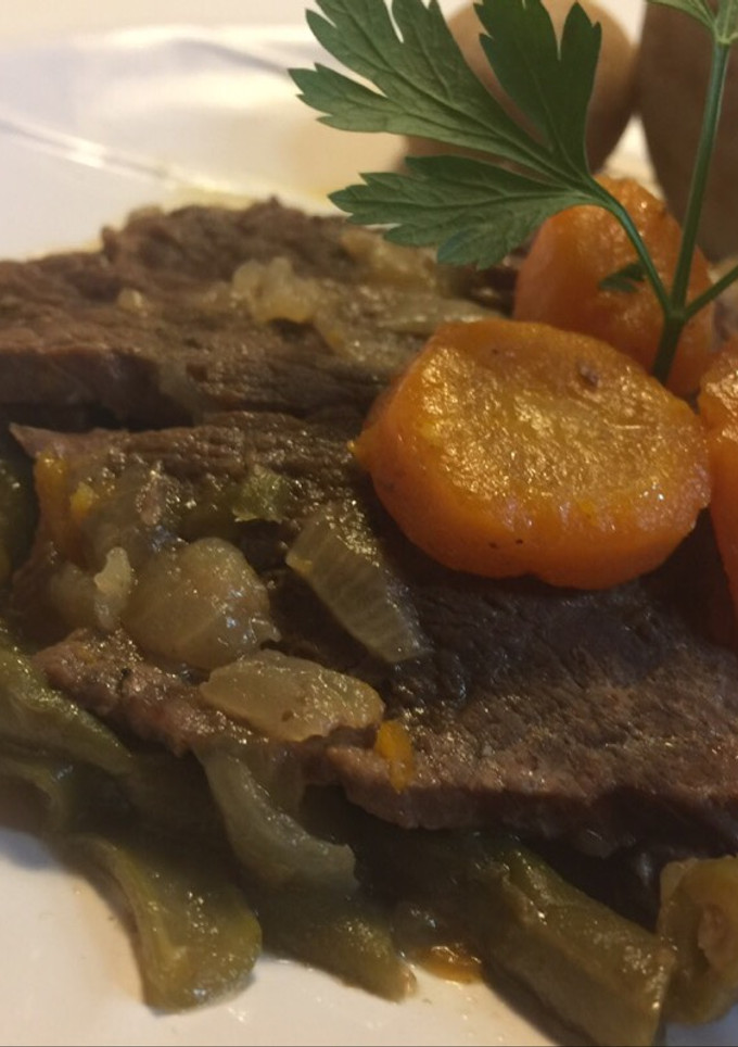 Una foto de Filetes de ternera con verduras