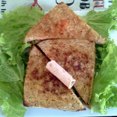 A picture of Tuna Chicken Whole Wheat Sandwich.