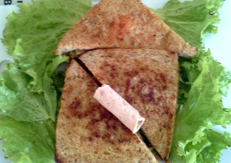 Steps to Prepare Speedy Tuna Chicken Whole Wheat Sandwich