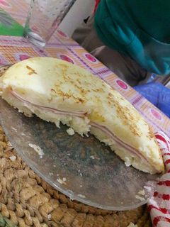 Una foto de Tortilla Rellena de Pure de Papa