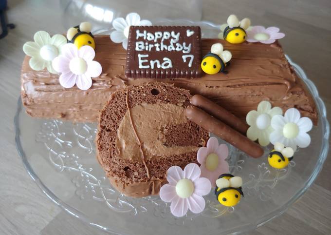 Chocolate log birthday cake #cookingwithcookpad