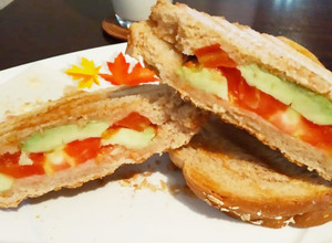 Φωτογραφία της συνταγής Super vegan toast 🥑🍅🥪