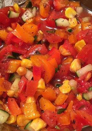 A picture of Pico de gallo no onions.