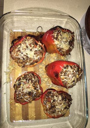 Una foto de Pimientos Rellenos (carne y arroz)