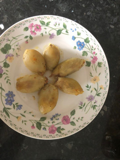 A picture of Stuffed onion.