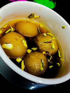A picture of Dates Jaggery Rasgulla.