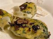 Una foto di gnudi burro e salvia