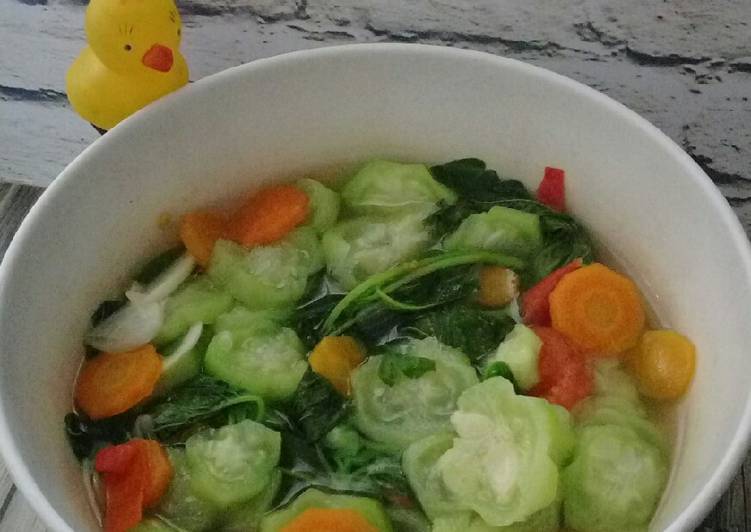 Cara termudah untuk Royal Enak45. Sayur Bening Bayam